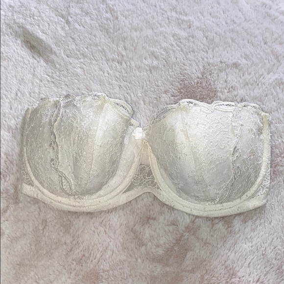 Agent Provocateur Other - Agent Provocateur 34DD Lace strapless bra